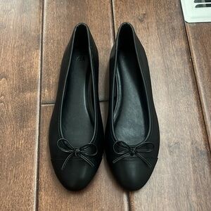 H&M Leather Ballet Flats - Black